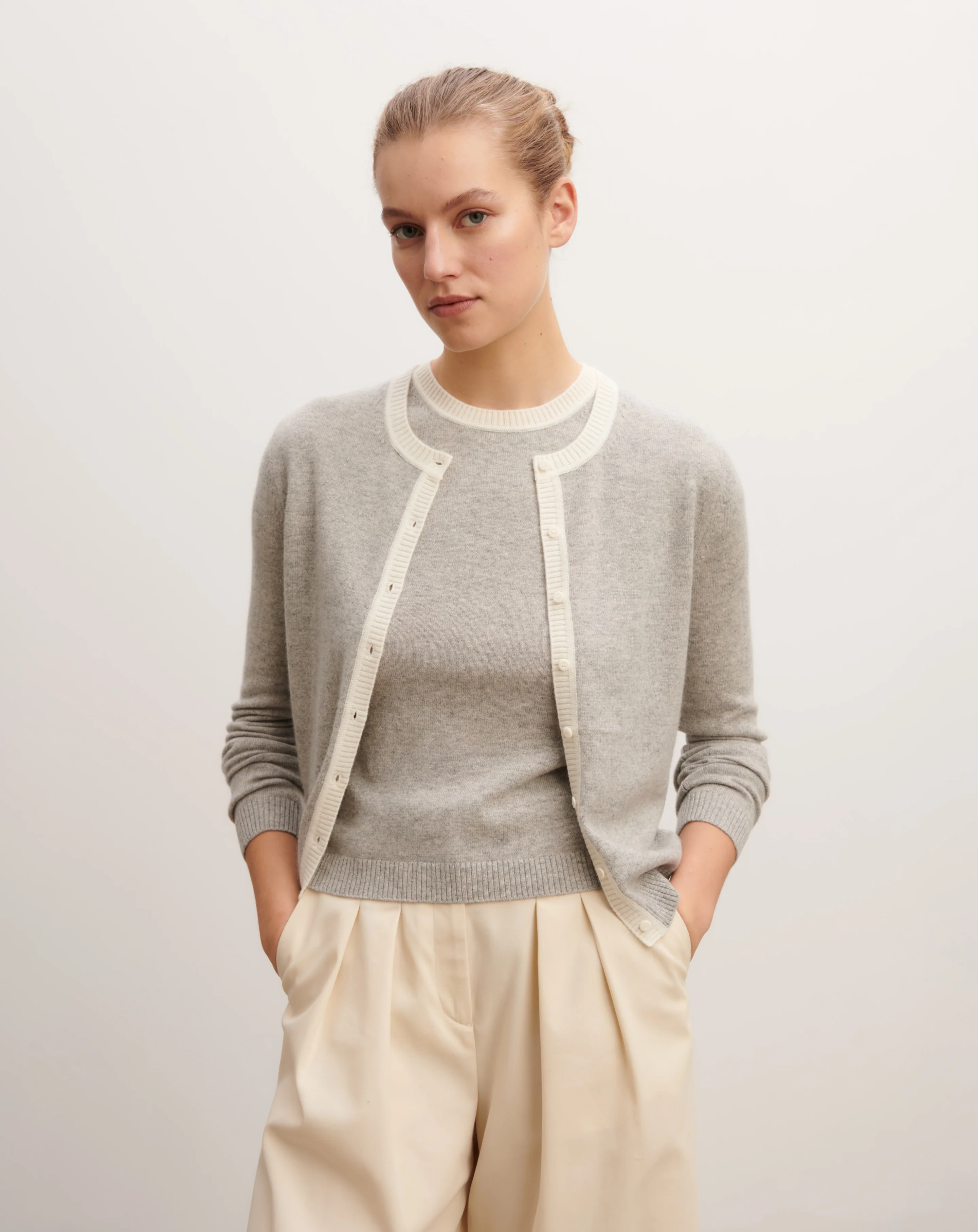 Cardigan manches boutons