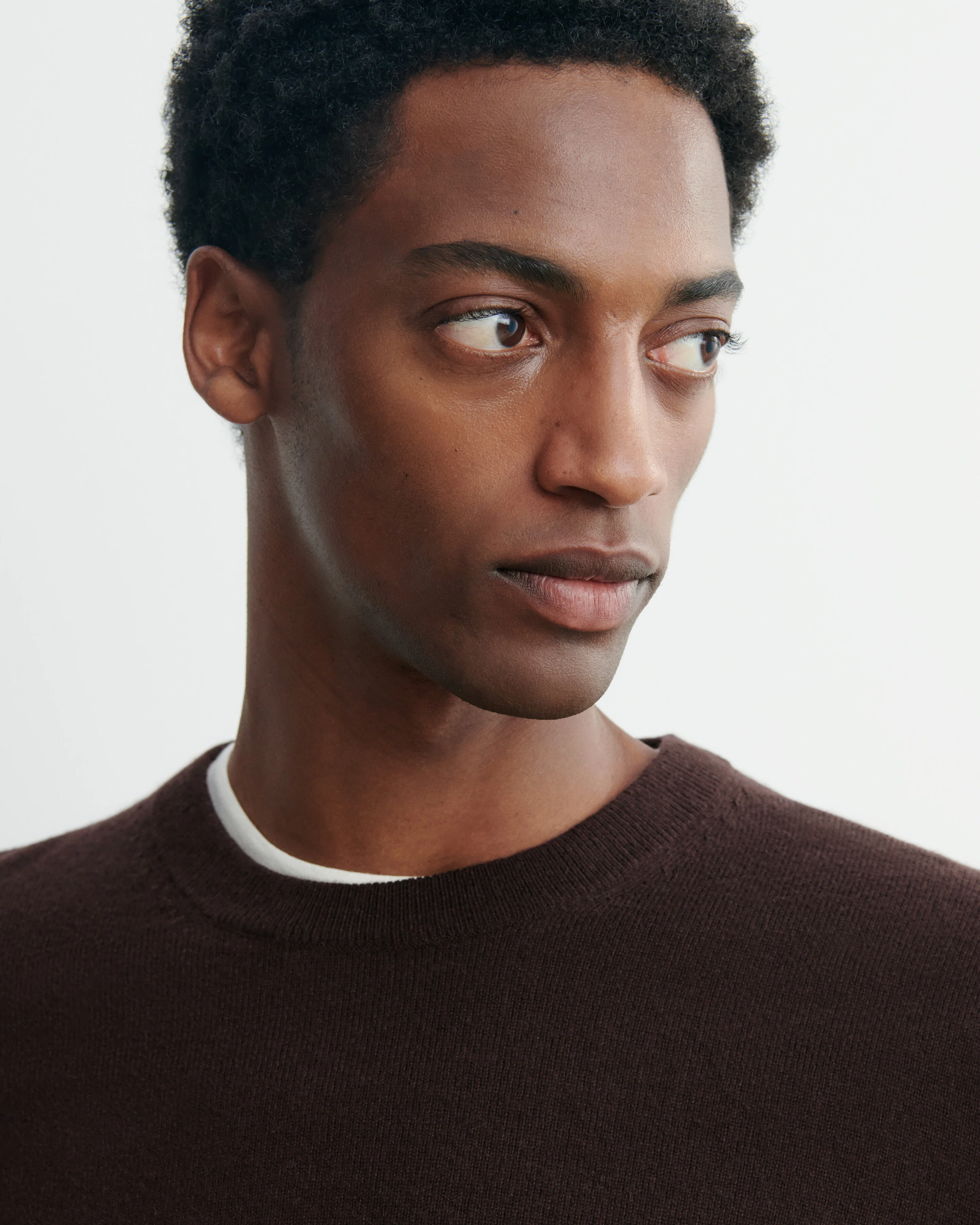 Pull col rond classique - Image 3